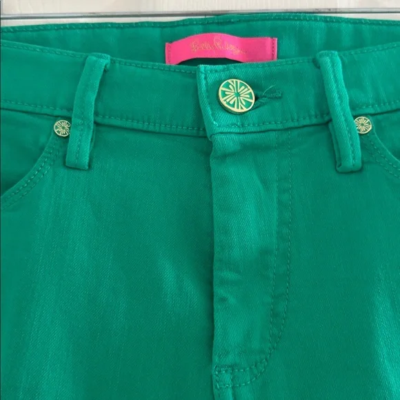 Lilly Pulitzer High Rise Super Skinny Jeans in the color Botanical Green. - Picture 5 of 6